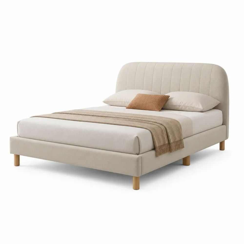Lit double rembourré 160 x 200 cm en tissu beige, tête de lit rainurée, pieds en bois naturel clair et sommier à lattes